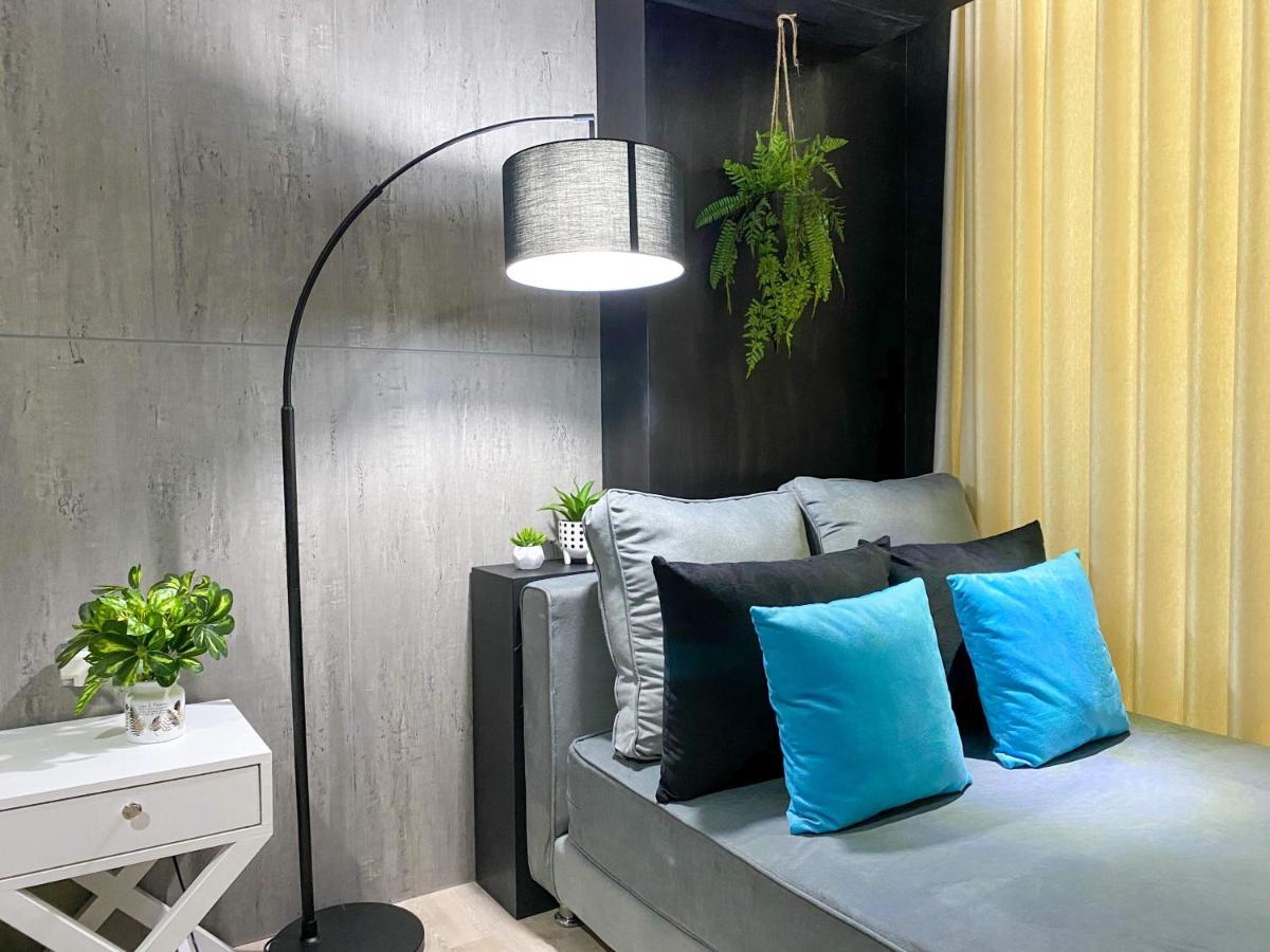 Lavenderbnb Room 8 At Mataram City Джокьякарта Экстерьер фото