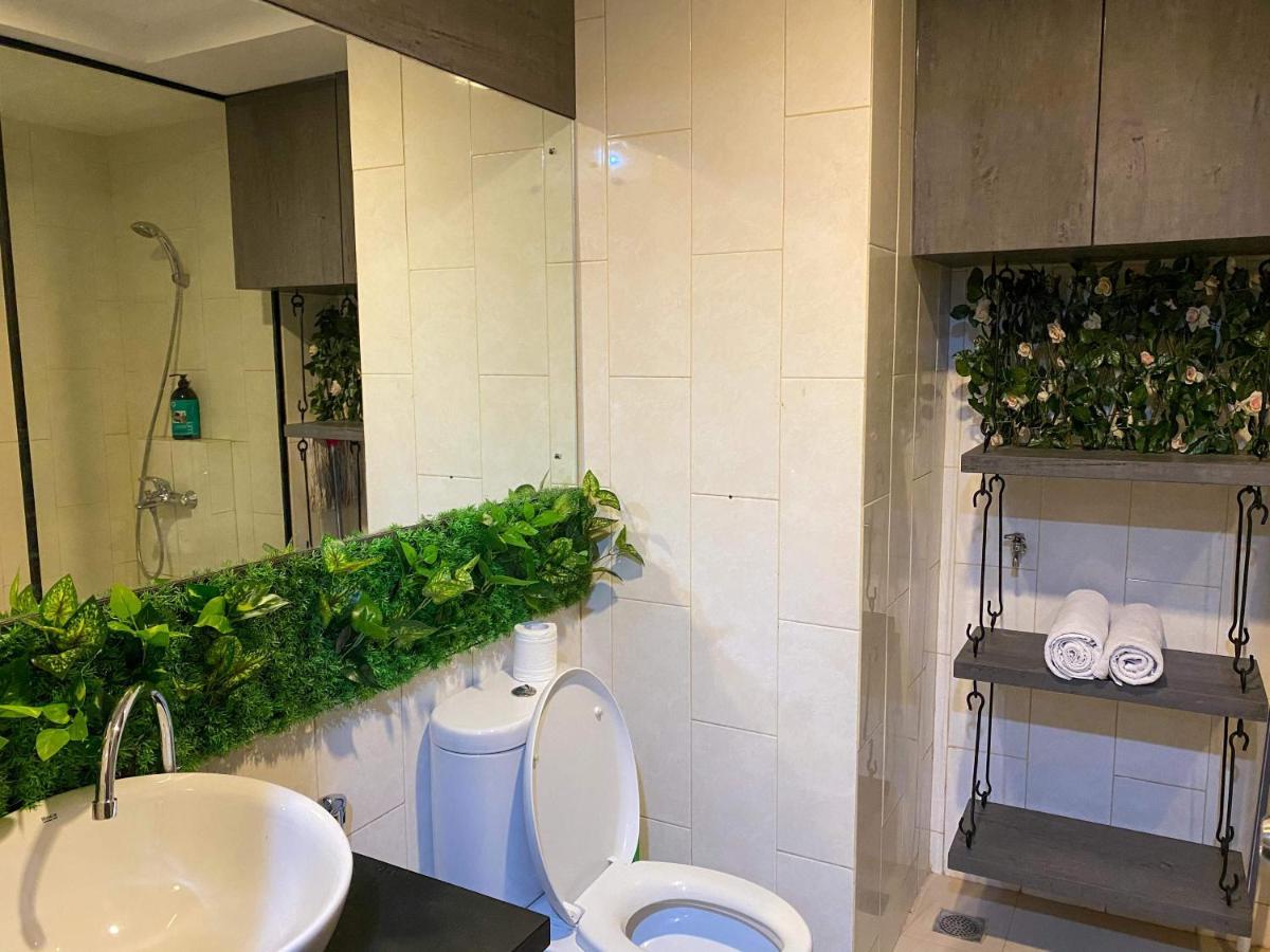 Lavenderbnb Room 8 At Mataram City Джокьякарта Экстерьер фото